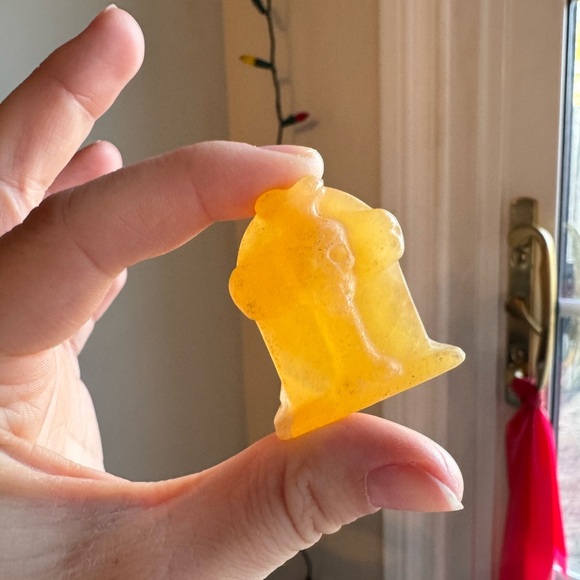Tomb Stone with Skull and Cross crystal - Picture 2 of 2